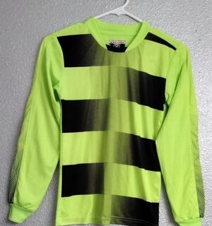 Vizari Soccer Collection Black & Neon Green   Size YM